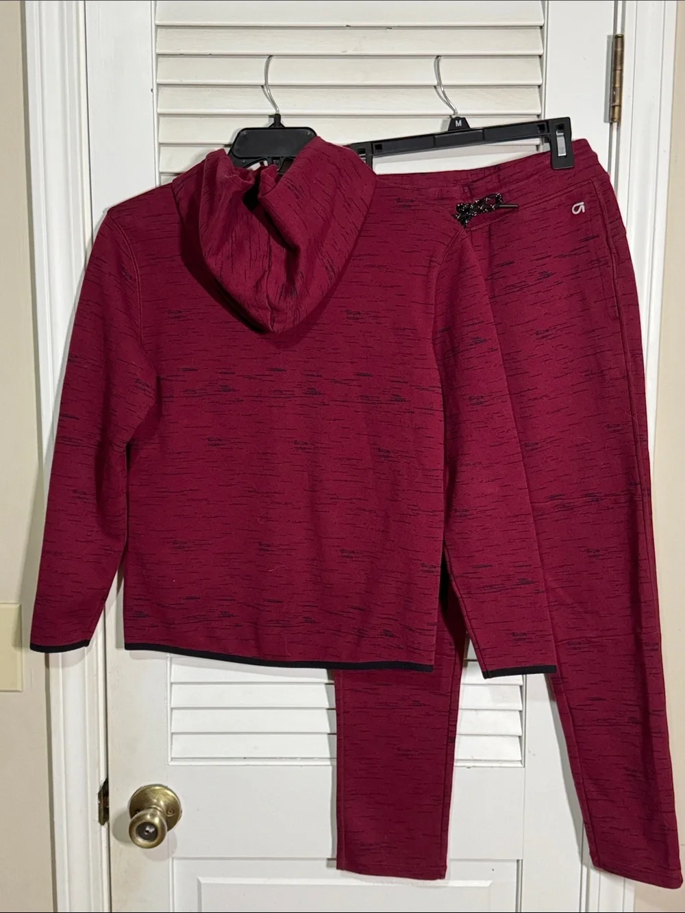 GAP Fit Kids Maroon Heathered Zip Hoodie & Jogger Set with Black Accents Size XL